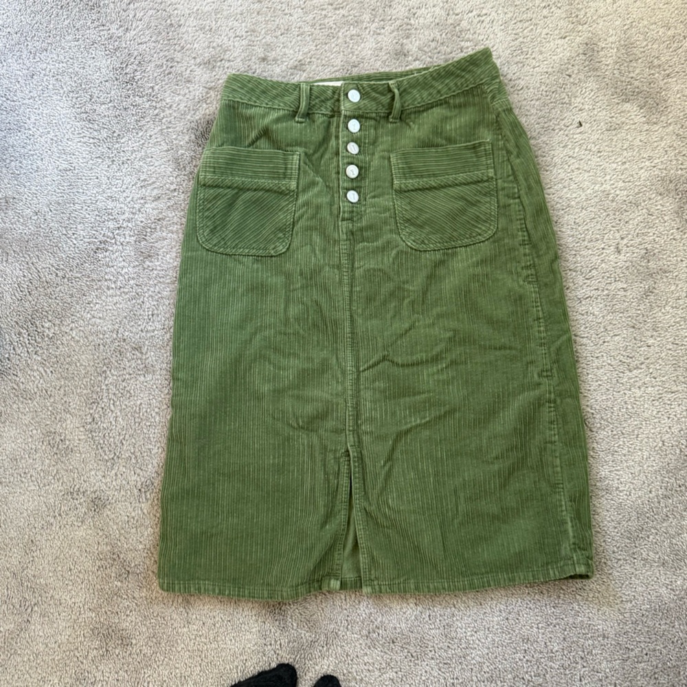 Anthropologie Green Corduroy Button-Front Midi Skirt - Picture 4 of 7